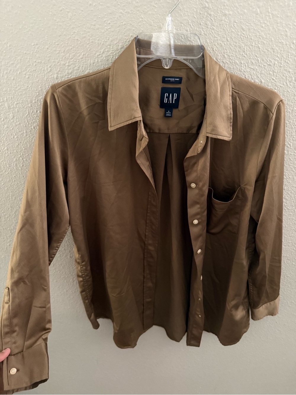 GAP women Tan-Brown Long Sleeve Button-Down Shirt